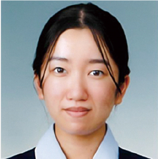 山内 真理子
