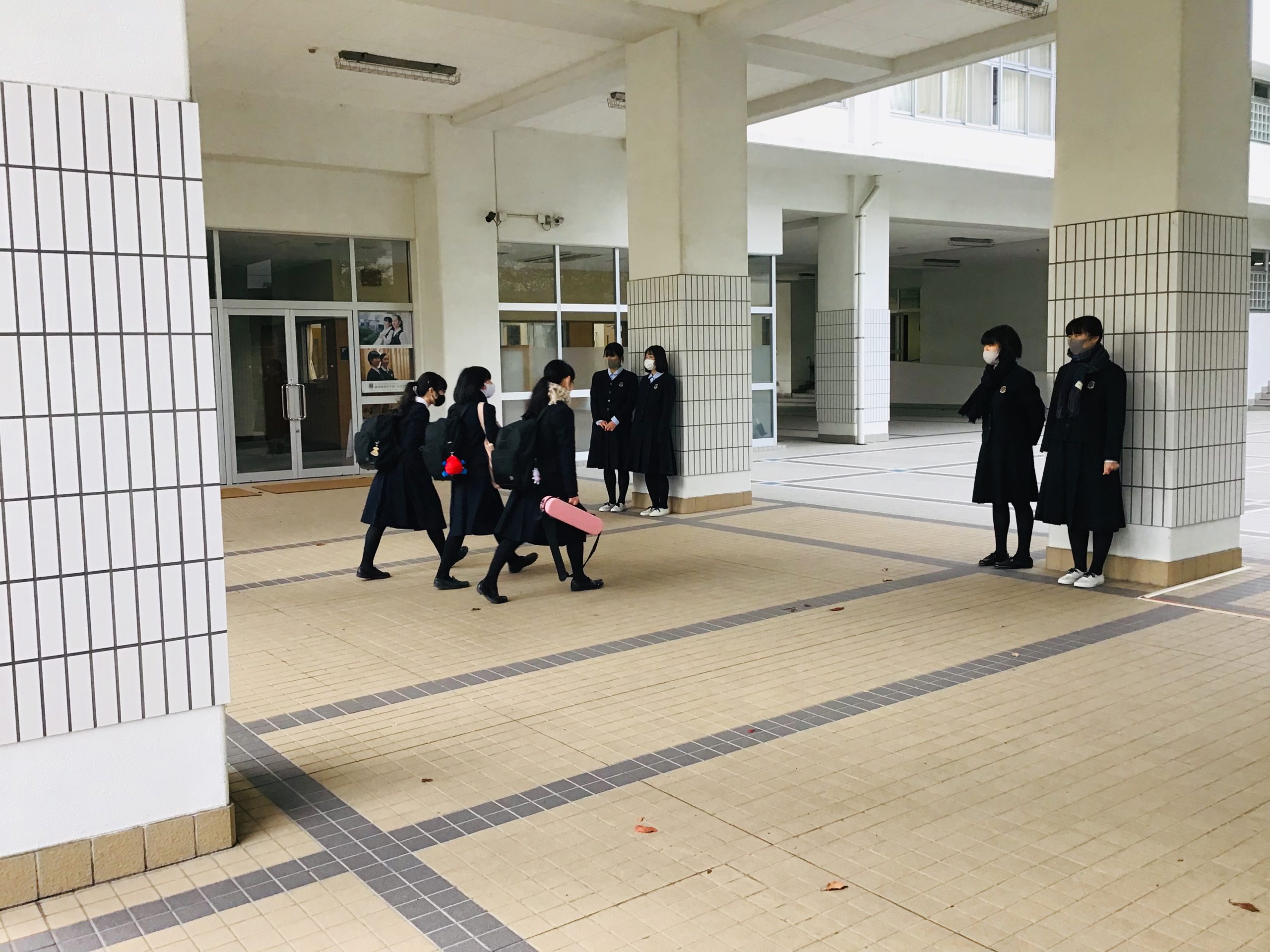 挨拶ではじまる一日 学校法人静岡雙葉学園 静岡雙葉中学校 高等学校